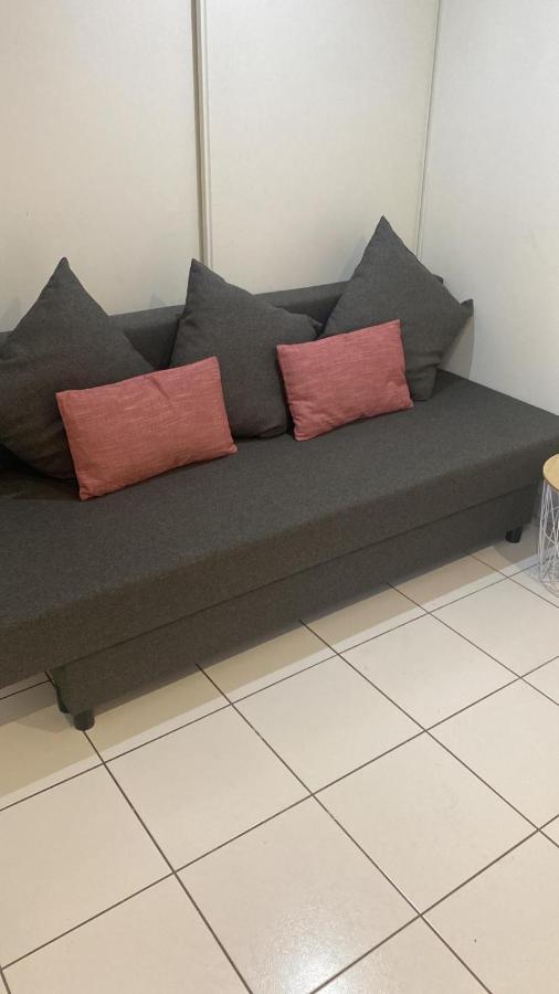 Studio - Carre De Soie Vaulx En Velin Luaran gambar